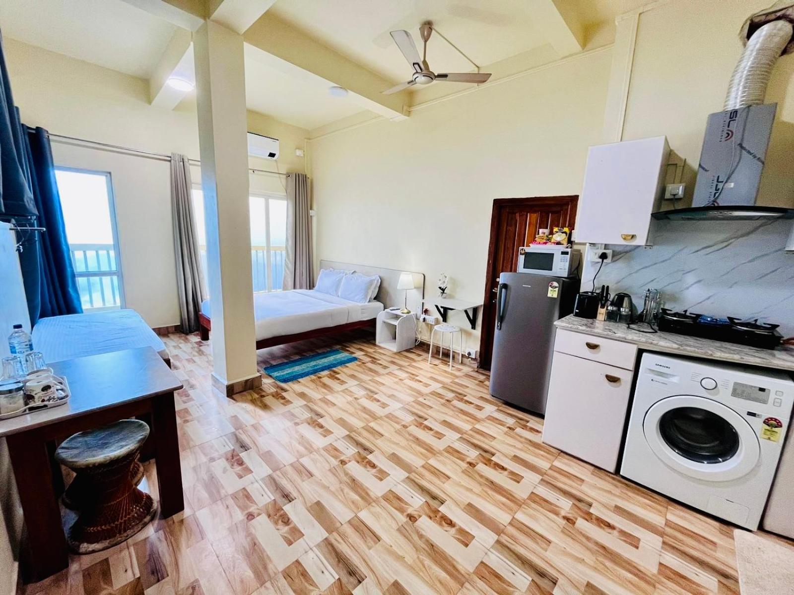 Aizawl Guest House Apartments Esterno foto
