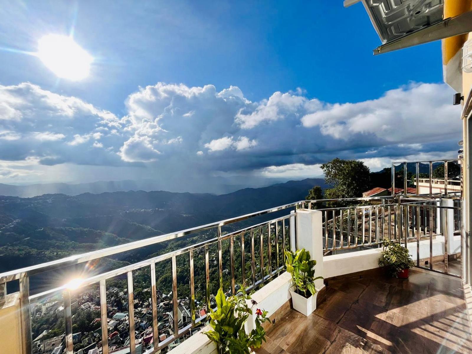 Aizawl Guest House Apartments Esterno foto