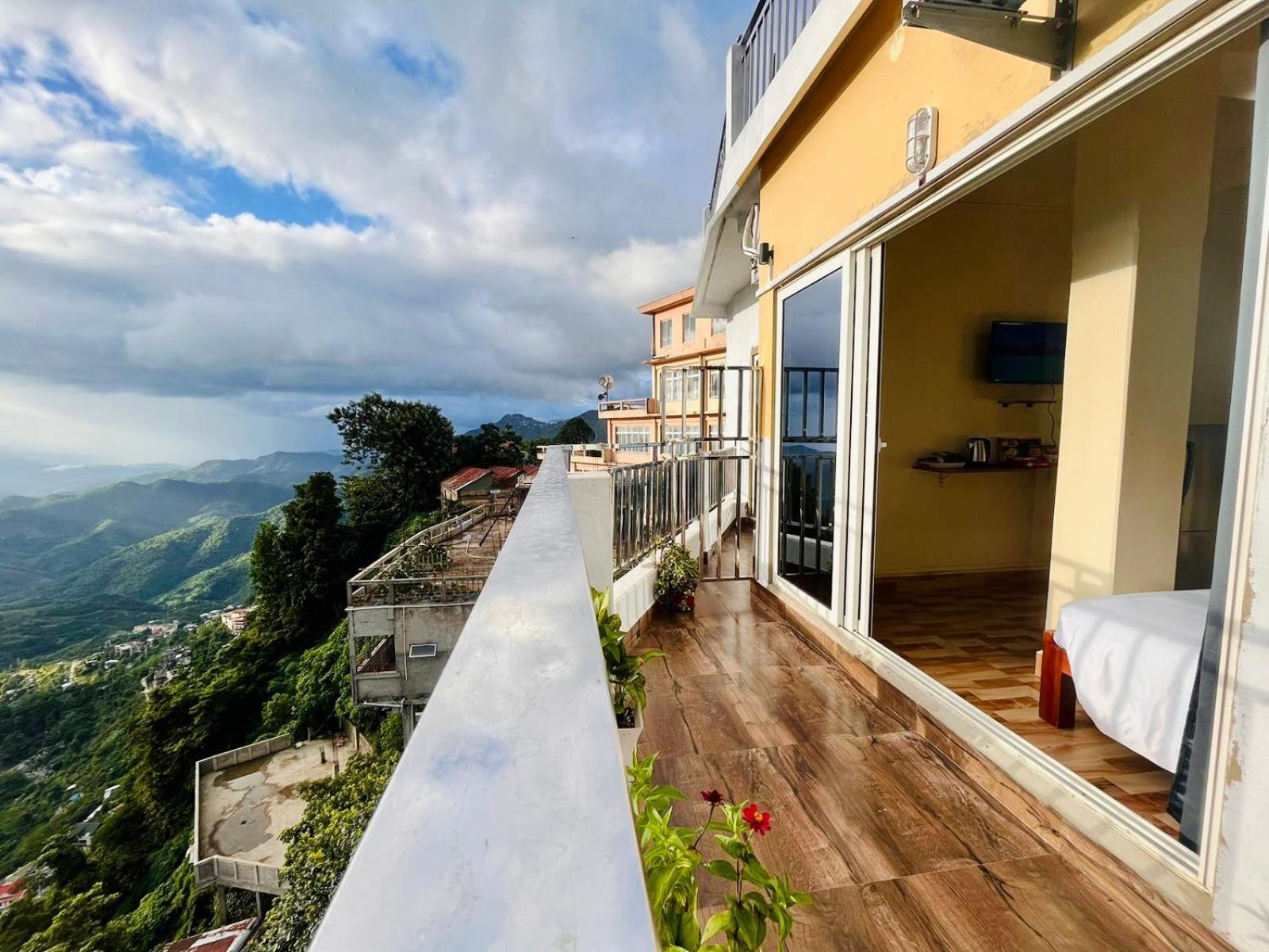Aizawl Guest House Apartments Esterno foto
