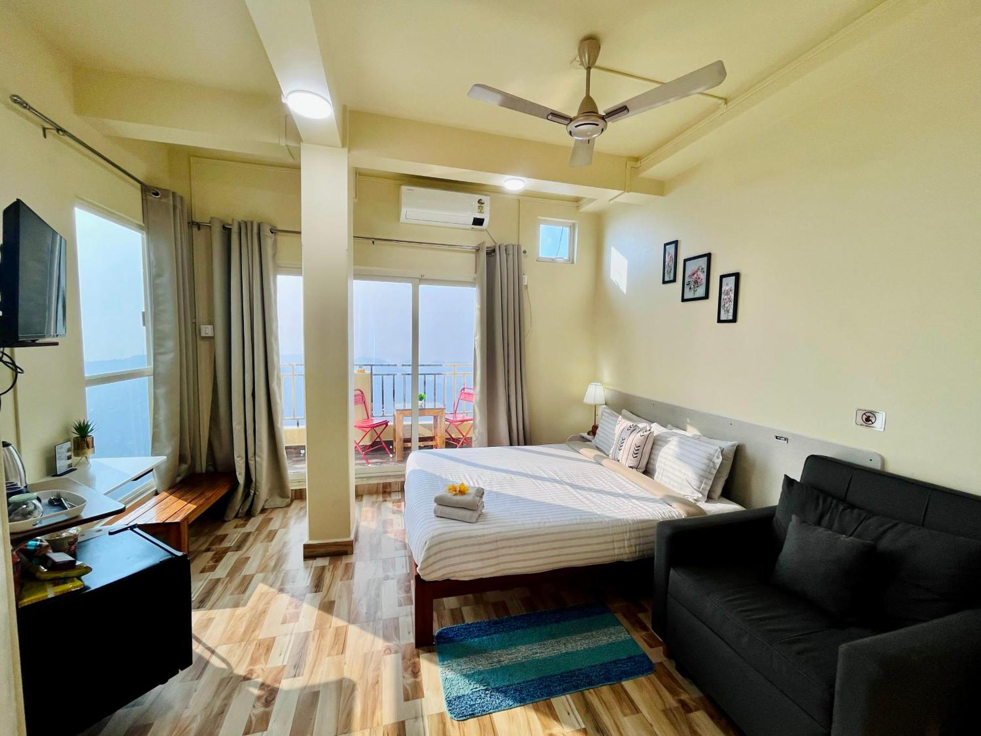 Aizawl Guest House Apartments Esterno foto